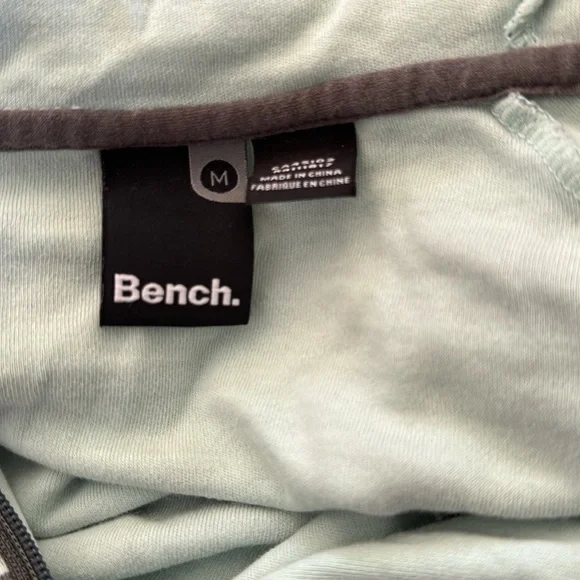 Bench Define Jacket Size M❤️❤️ - Picture 4 of 4